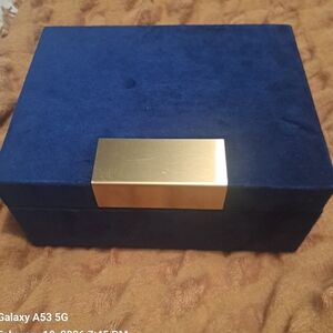 Velvet Soft Blue Box